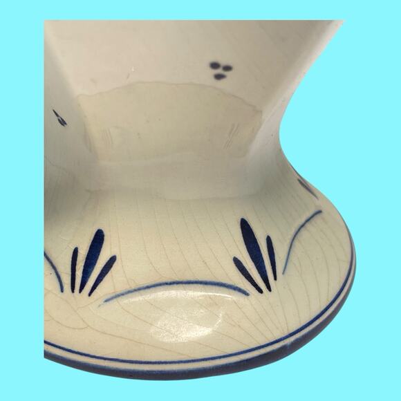 Vtg Delft Blue 9” Pitcher Made in Holland Blue White Floral Hand Painted H.6.16A - Picture 7 of 14